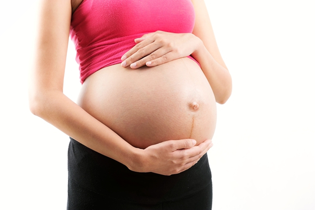 怀孕8个月，离预产期越来越近，胎儿是什么样子的呢？