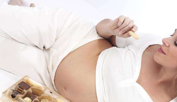 孕妇临产前24小时，孕妈多吃这些食物，分娩过程会更顺利！ 